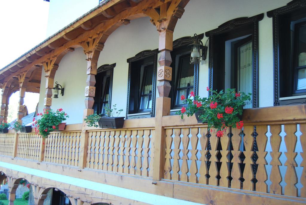 Glodeanca Hotel Exterior foto