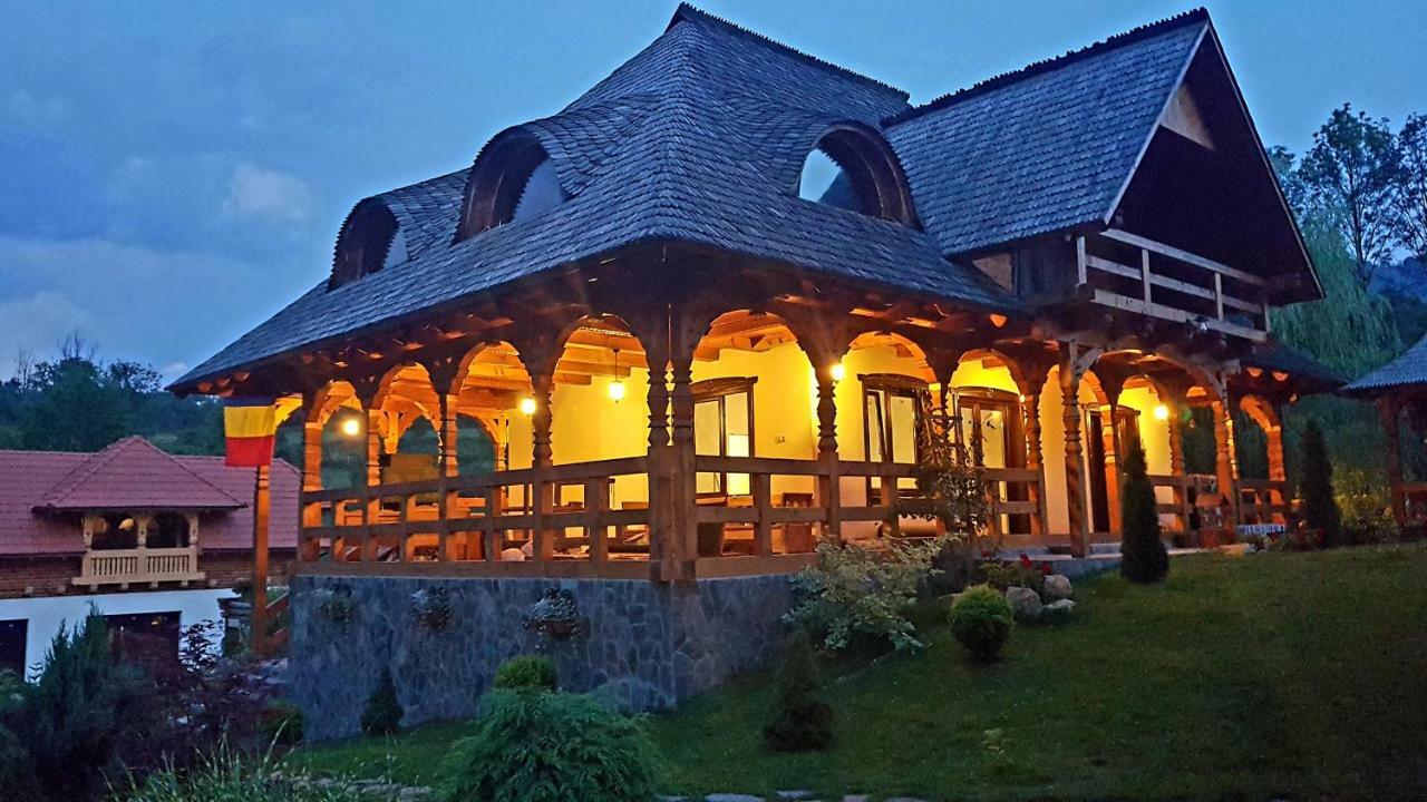 Glodeanca Hotel Exterior foto